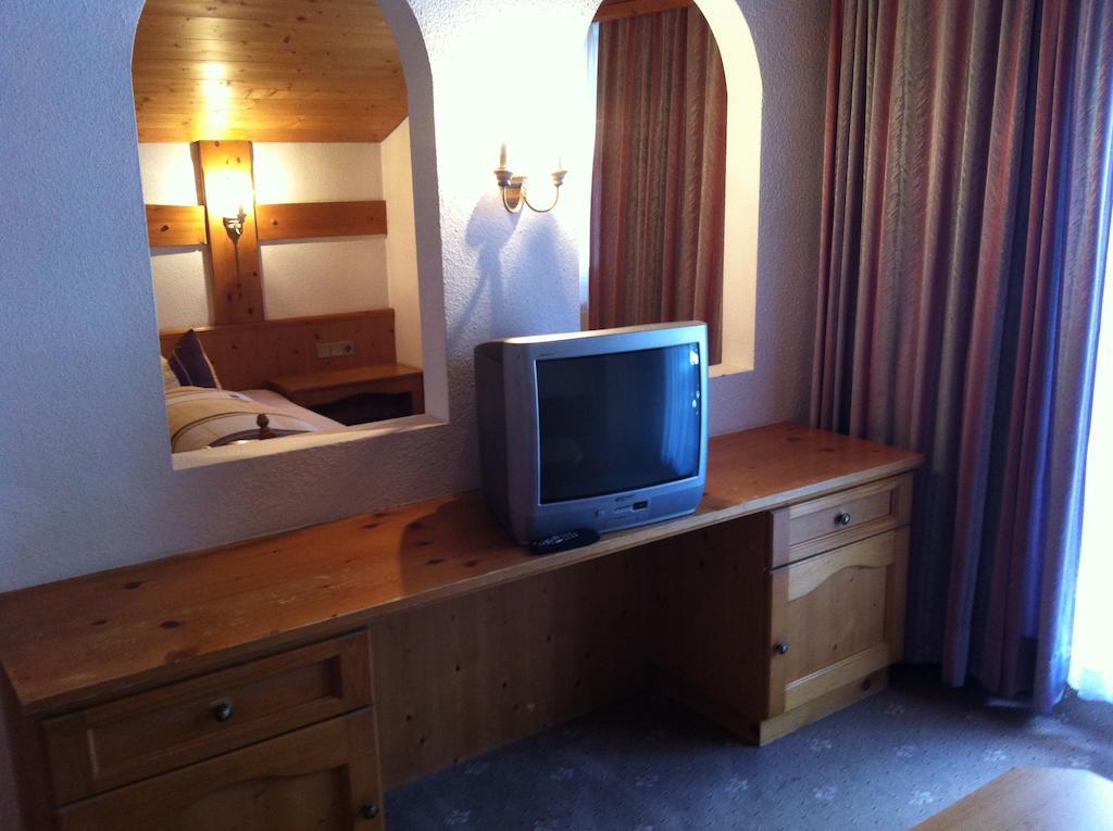 Hotel Garni Pfandl Neustift im Stubaital Værelse billede