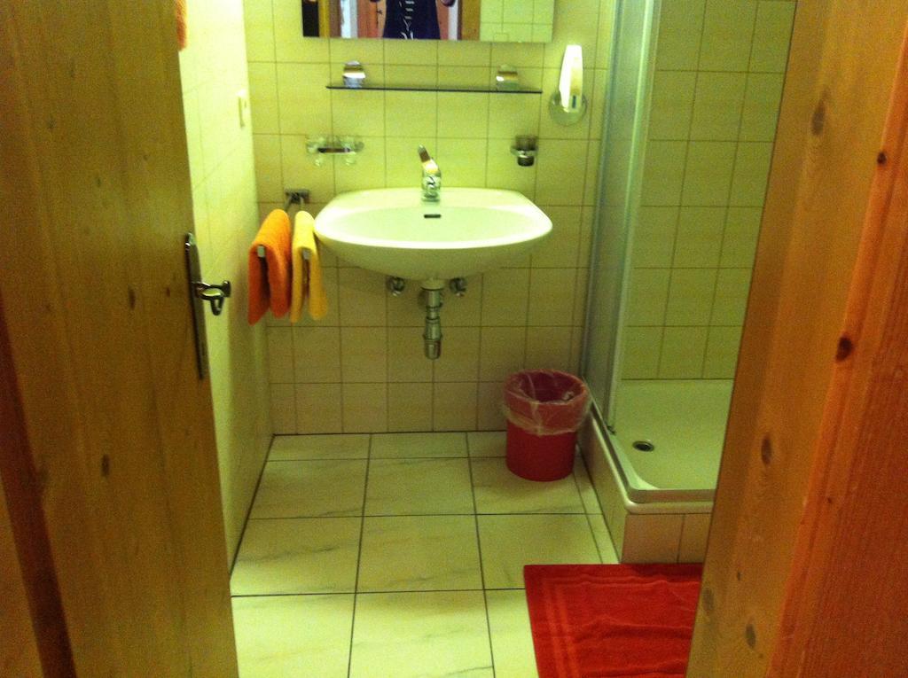 Hotel Garni Pfandl Neustift im Stubaital Værelse billede