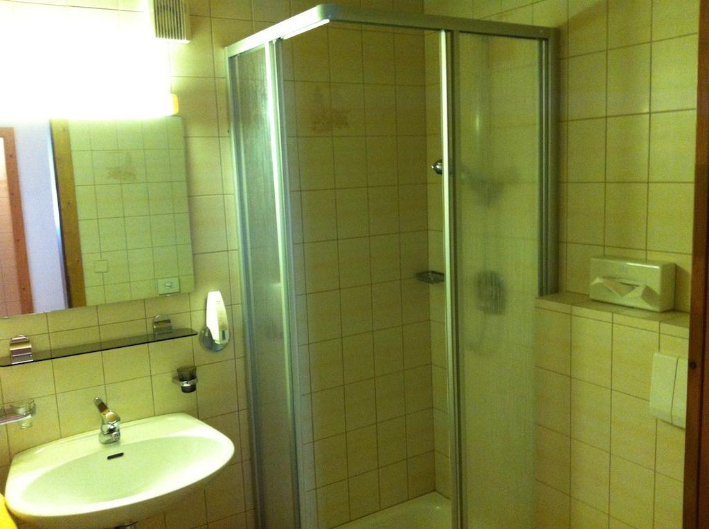 Hotel Garni Pfandl Neustift im Stubaital Værelse billede